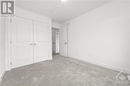 2329 Goldhawk Drive, Ottawa, ON - Indoor Photo Showing Other Room