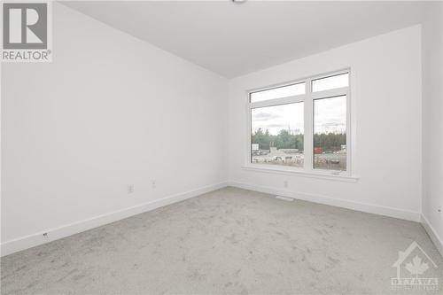 2329 Goldhawk Drive, Ottawa, ON - Indoor Photo Showing Other Room