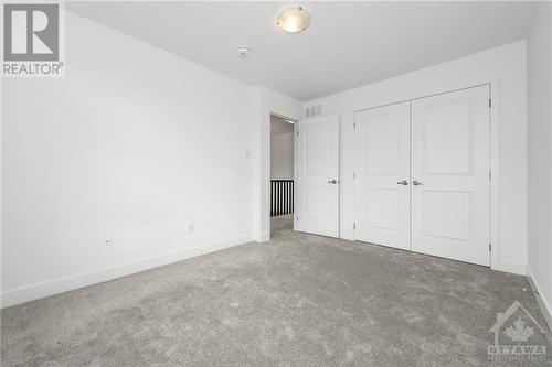 2329 Goldhawk Drive, Ottawa, ON - Indoor Photo Showing Other Room