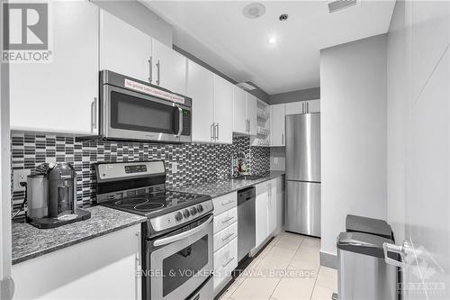 905 - 40 Nepean Street, Ottawa, ON - Indoor Photo Showing Kitchen With Upgraded Kitchen