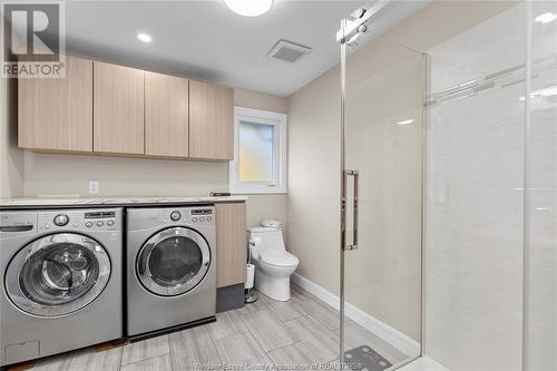 284 St. Andrews, Lakeshore, ON - Indoor Photo Showing Laundry Room