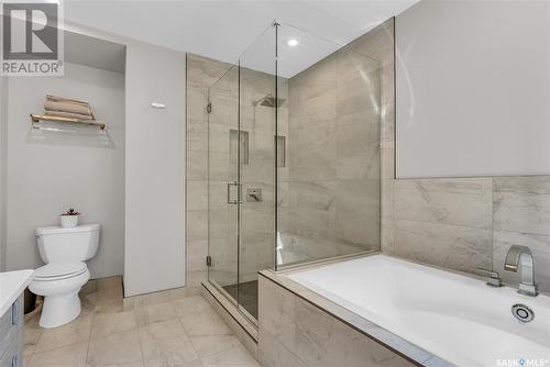 1125 15Th Street E, Saskatoon, SK - Indoor Photo Showing Bathroom