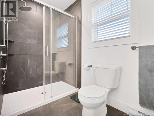 40 Amity Street, Moncton, NB - Indoor Photo Showing Bathroom