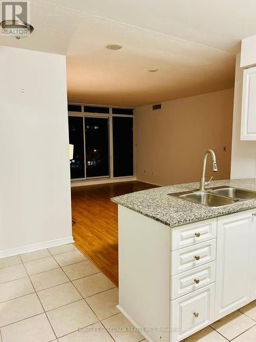 505 - 5500 Yonge Street, Toronto, ON - Indoor Photo Showing Kitchen With Double Sink