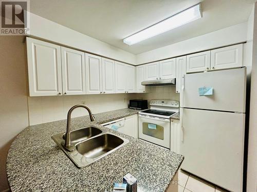 505 - 5500 Yonge Street, Toronto, ON - Indoor Photo Showing Kitchen With Double Sink