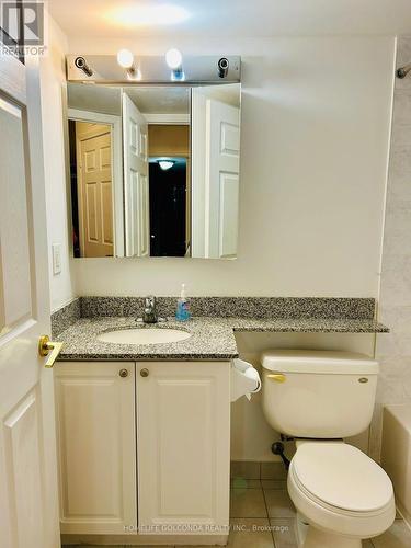 505 - 5500 Yonge Street, Toronto, ON - Indoor Photo Showing Bathroom