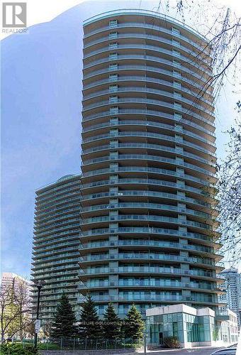 505 - 5500 Yonge Street, Toronto, ON - Outdoor With Balcony With Facade