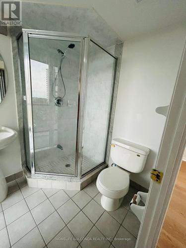 505 - 5500 Yonge Street, Toronto, ON - Indoor Photo Showing Bathroom