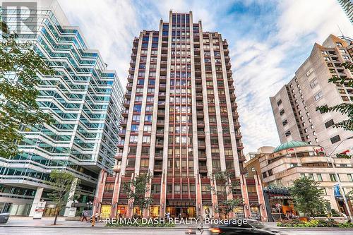 1511 - 85 Bloor Street E, Toronto, ON -  With Storage