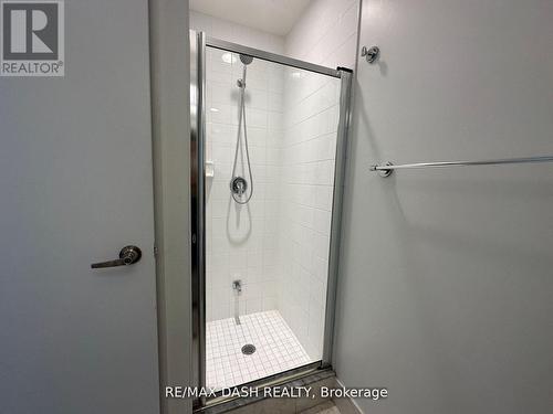 1511 - 85 Bloor Street E, Toronto, ON - Indoor Photo Showing Bathroom