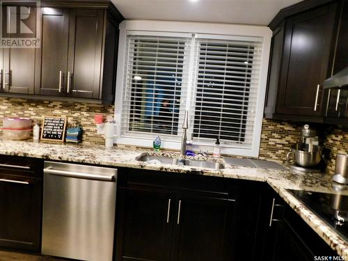 103 1St Street, Limerick, SK - Indoor Photo Showing Kitchen With Upgraded Kitchen