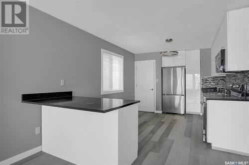 2054 Reynolds Street, Regina, SK - Indoor Photo Showing Kitchen