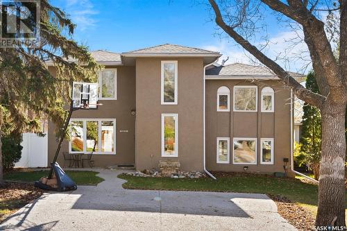 2807 Assiniboine Avenue, Regina, SK - Outdoor