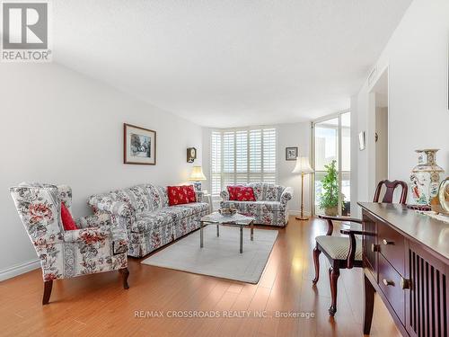 1203 - 10 Kenneth Avenue, Toronto, ON - Indoor Photo Showing Living Room