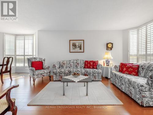 1203 - 10 Kenneth Avenue, Toronto, ON - Indoor Photo Showing Living Room