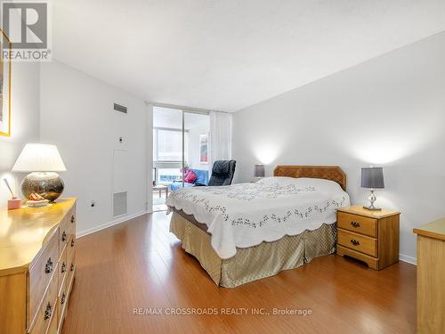 1203 - 10 Kenneth Avenue, Toronto, ON - Indoor Photo Showing Bedroom