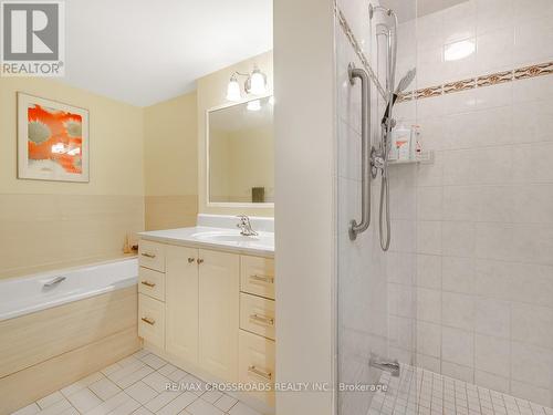 1203 - 10 Kenneth Avenue, Toronto, ON - Indoor Photo Showing Bathroom