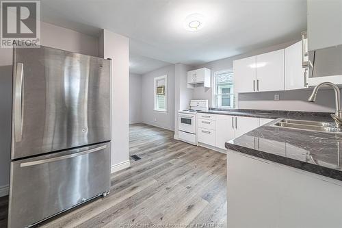 912 Mckay Avenue, Windsor, ON - Indoor Photo Showing Kitchen With Double Sink