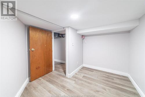 912 Mckay Avenue, Windsor, ON - Indoor Photo Showing Other Room