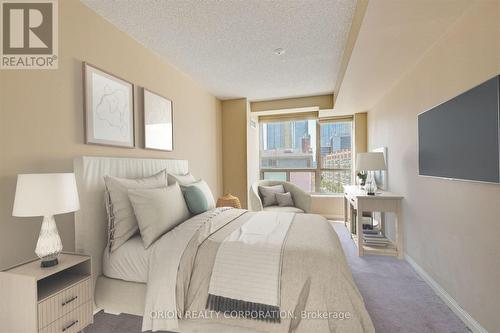 714 - 109 Front Street E, Toronto, ON - Indoor Photo Showing Bedroom