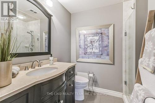 Ph 10 - 29 Northern Heights Drive, Richmond Hill, ON - Indoor Photo Showing Bathroom