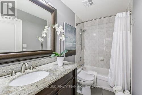 Ph 10 - 29 Northern Heights Drive, Richmond Hill, ON - Indoor Photo Showing Bathroom