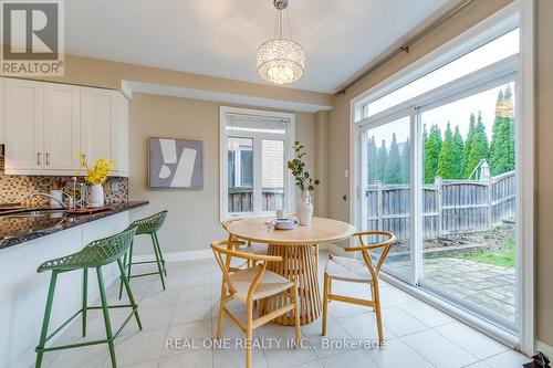 115 Martini Drive, Richmond Hill, ON - Indoor Photo Showing Dining Room