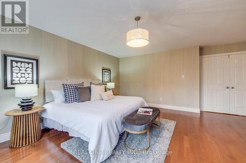 115 Martini Drive, Richmond Hill, ON - Indoor Photo Showing Bedroom