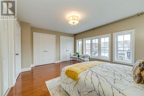 115 Martini Drive, Richmond Hill, ON - Indoor Photo Showing Bedroom