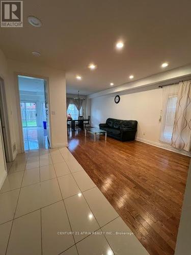 53 Avenida Street, Markham, ON - Indoor Photo Showing Other Room