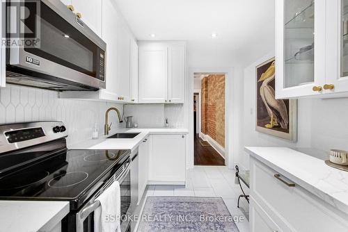 74 Ford Street, Toronto, ON - Indoor Photo Showing Kitchen