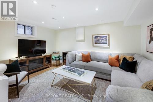 74 Ford Street, Toronto, ON - Indoor Photo Showing Living Room