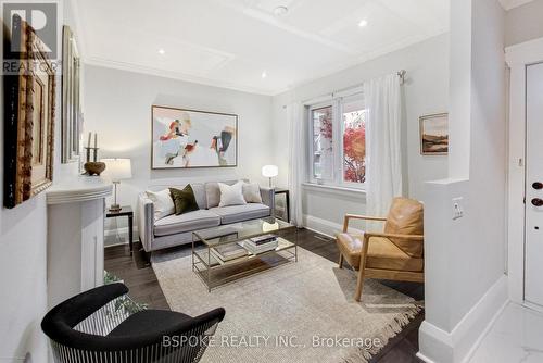 74 Ford Street, Toronto, ON - Indoor Photo Showing Living Room