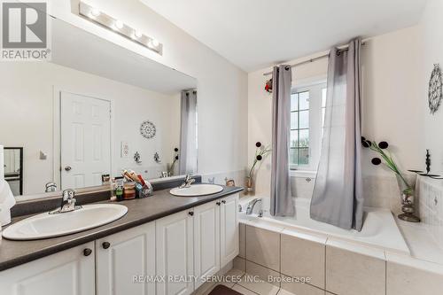 9716 Mclaughlin Road, Brampton, ON - Indoor Photo Showing Bathroom