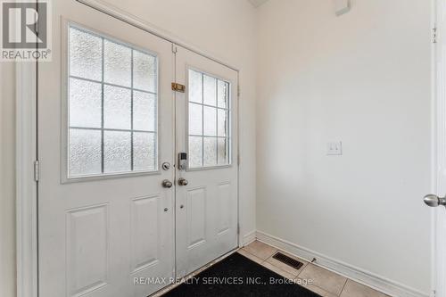 9716 Mclaughlin Road, Brampton, ON - Indoor Photo Showing Other Room