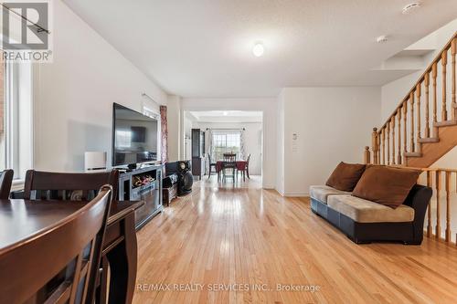 9716 Mclaughlin Road, Brampton, ON - Indoor Photo Showing Living Room