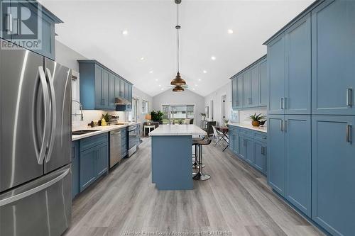 144 Hunter Avenue, Amherstburg, ON - Indoor Photo Showing Kitchen With Upgraded Kitchen