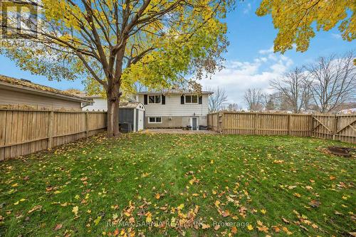 4049 Charlie Street, Petrolia, ON - Outdoor