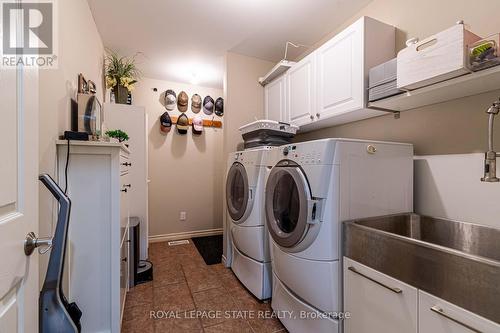 46 Hawkswood Trail, Hamilton, ON - Indoor Photo Showing Laundry Room