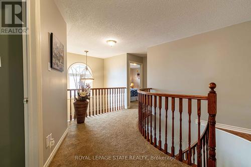 46 Hawkswood Trail, Hamilton, ON - Indoor Photo Showing Other Room