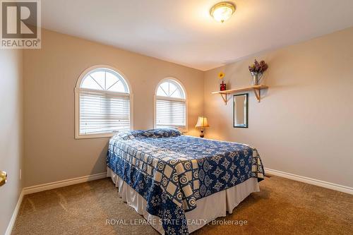 46 Hawkswood Trail, Hamilton, ON - Indoor Photo Showing Bedroom