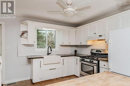 541 David Street, Gravenhurst, ON - Indoor Photo Showing Kitchen