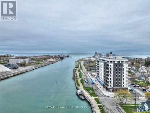 803 - 118 West Street, Port Colborne (878 - Sugarloaf), ON - Outdoor With Body Of Water With View