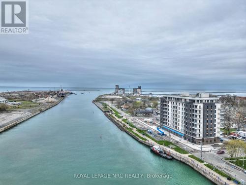 803 - 118 West Street, Port Colborne (878 - Sugarloaf), ON - Outdoor With Body Of Water With View