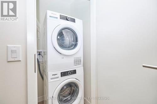 803 - 118 West Street, Port Colborne (878 - Sugarloaf), ON - Indoor Photo Showing Laundry Room