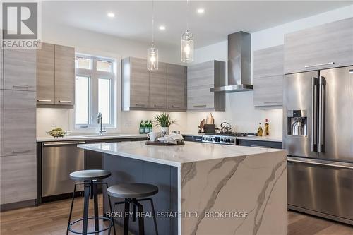 Lot 3 Oakley Drive, Niagara-On-The-Lake (108 - Virgil), ON - Indoor Photo Showing Kitchen With Upgraded Kitchen