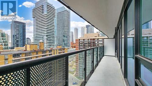 1413 - 127 Broadway Avenue, Toronto, ON - Outdoor With Balcony