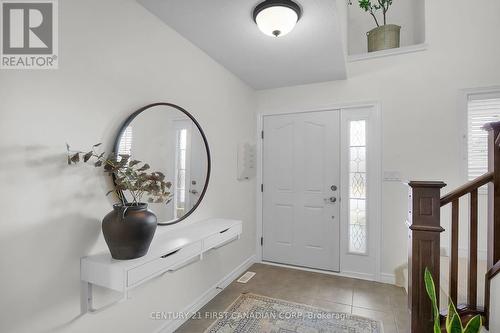 703 Blackacres Boulevard, London, ON - Indoor Photo Showing Other Room