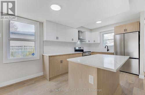 62 Adswood Road, London, ON - Indoor Photo Showing Kitchen