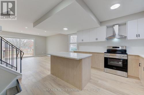 62 Adswood Road, London, ON - Indoor Photo Showing Kitchen